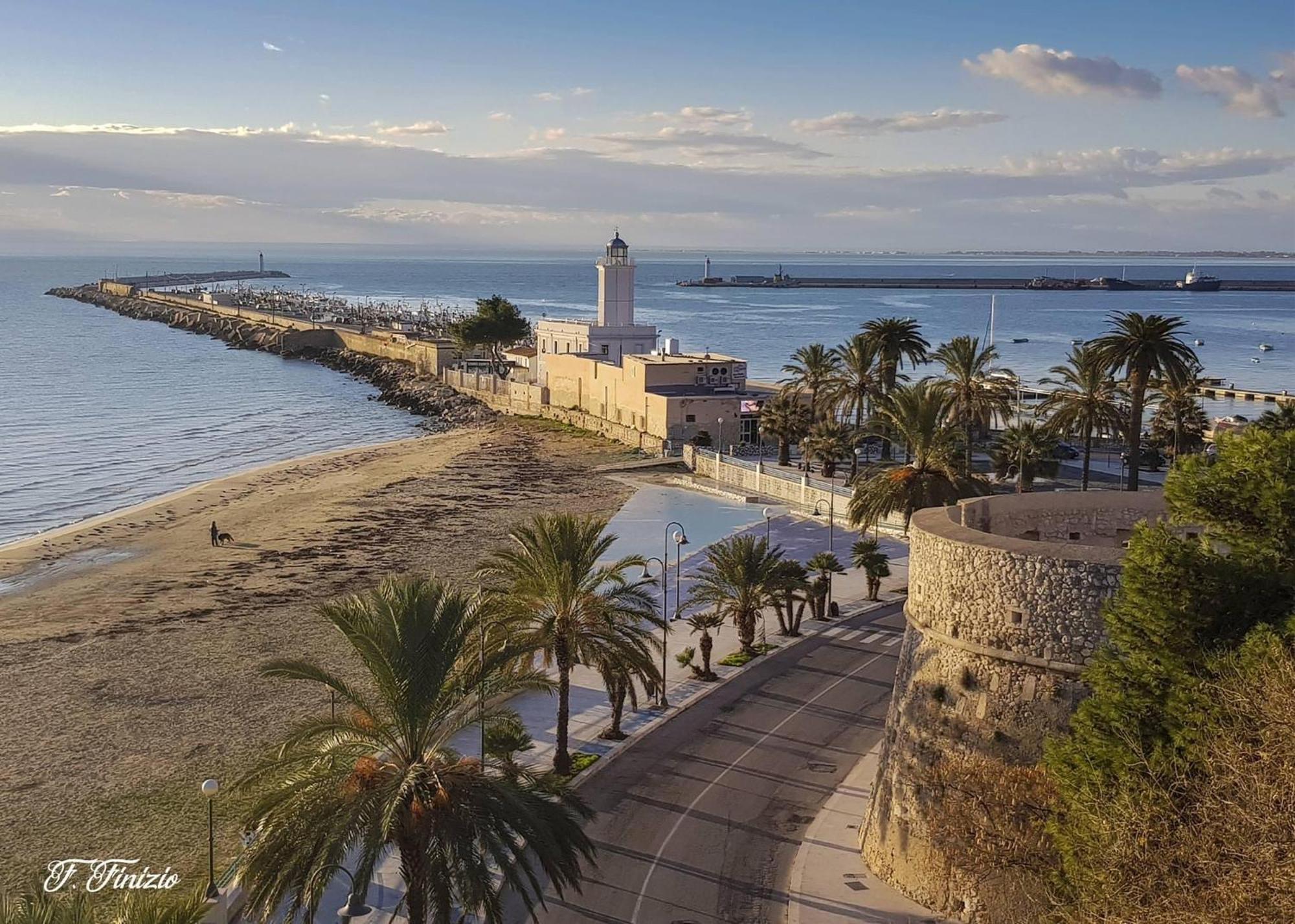 Ca Del Centro Aparthotel Manfredonia Exterior foto